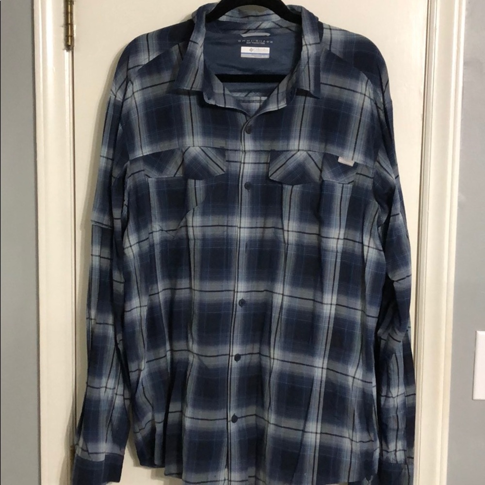 Columbia button up plaid top